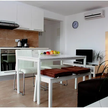 Apartments Ercegovic Primosten Exterior photo